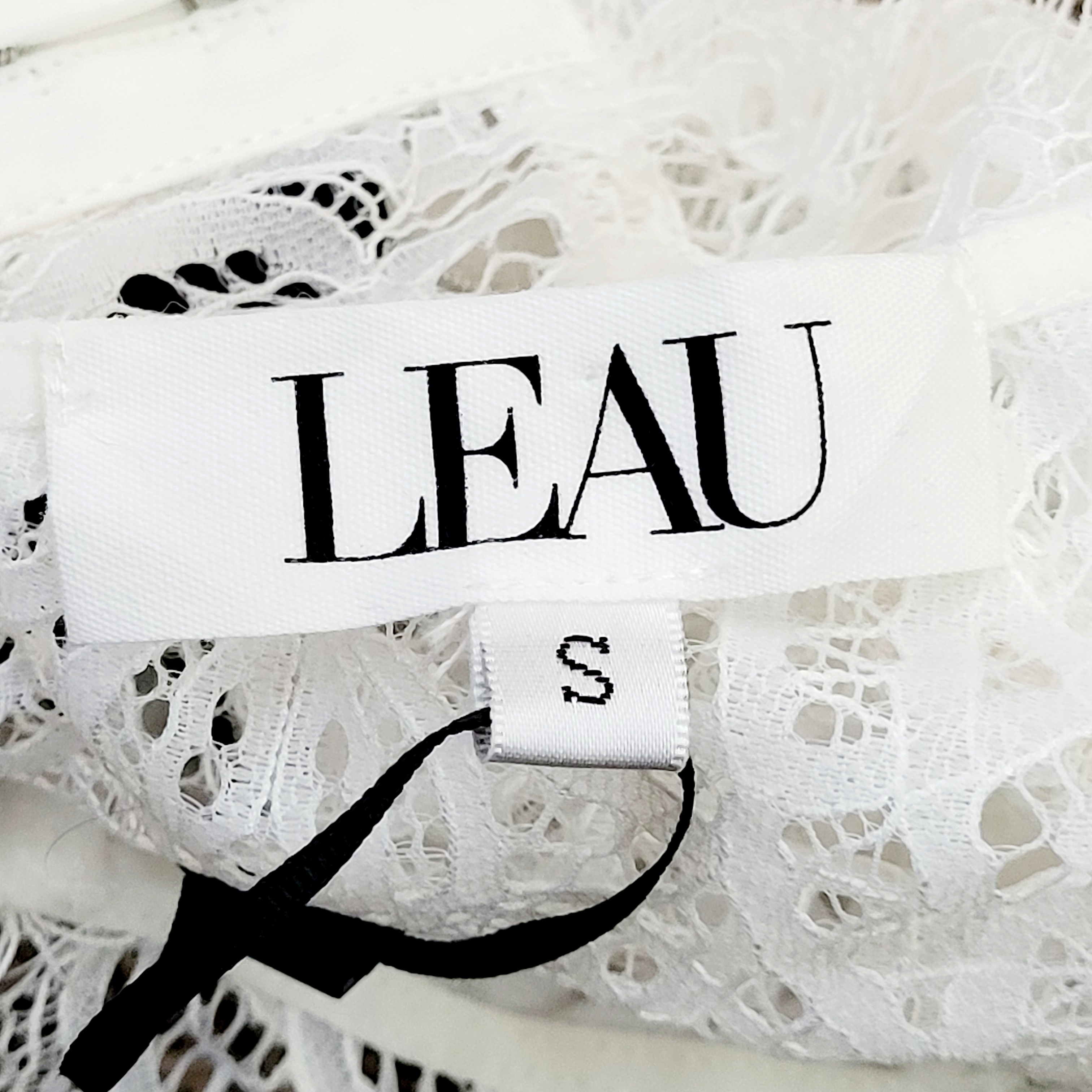 Nwt Leau White Eyelash Lace Bustier Corset Crop Top Small New — image 7 of 8